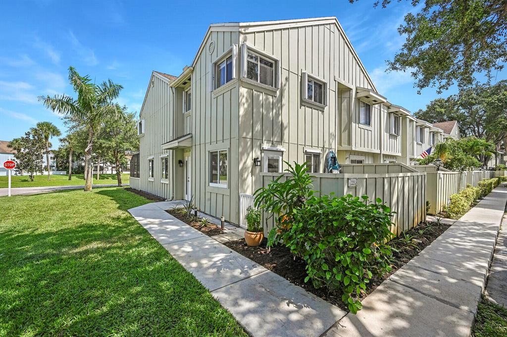 Photo of 6223 Riverwalk 8 Lane Ln #8, Jupiter, FL 33458 (MLS # R10813351)