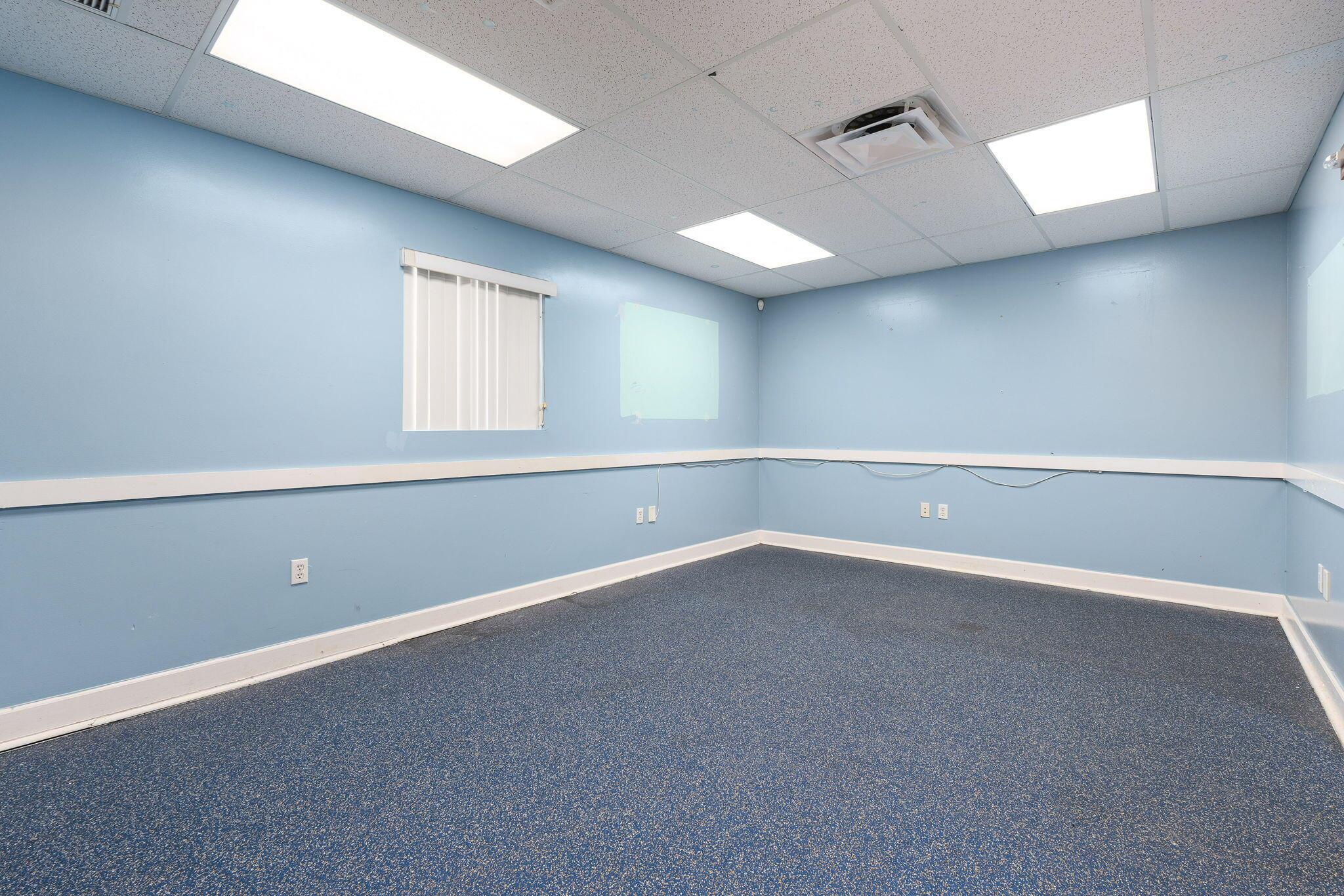 CLEVELAND - Commercial Sale