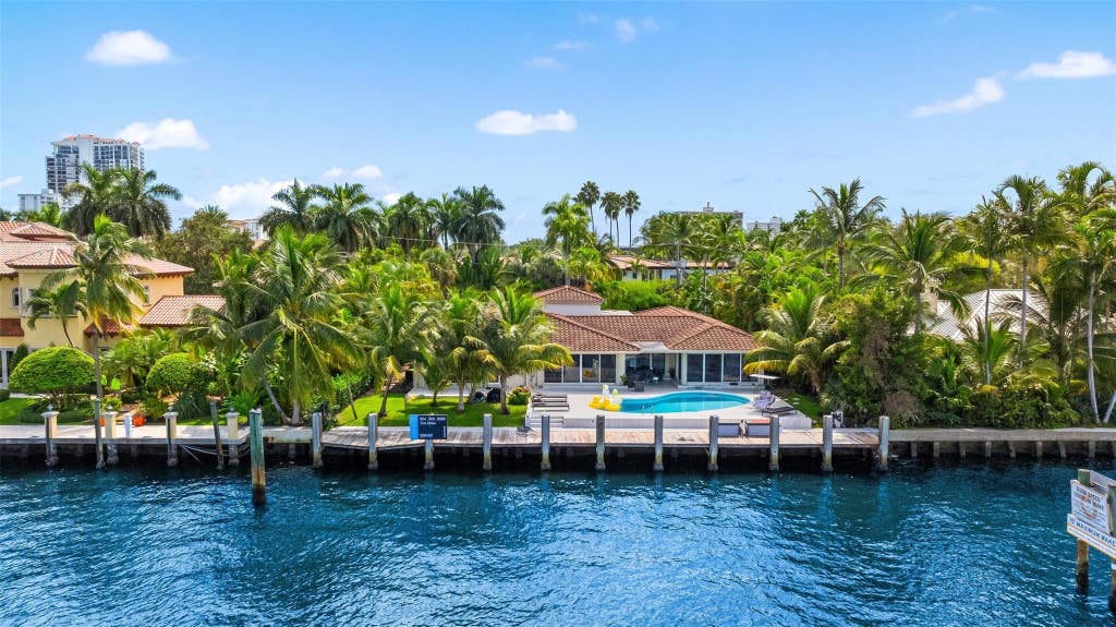 Photo of 2701 Aqua Vista Boulevard, Fort Lauderdale, FL 33301 (MLS # F10526665)