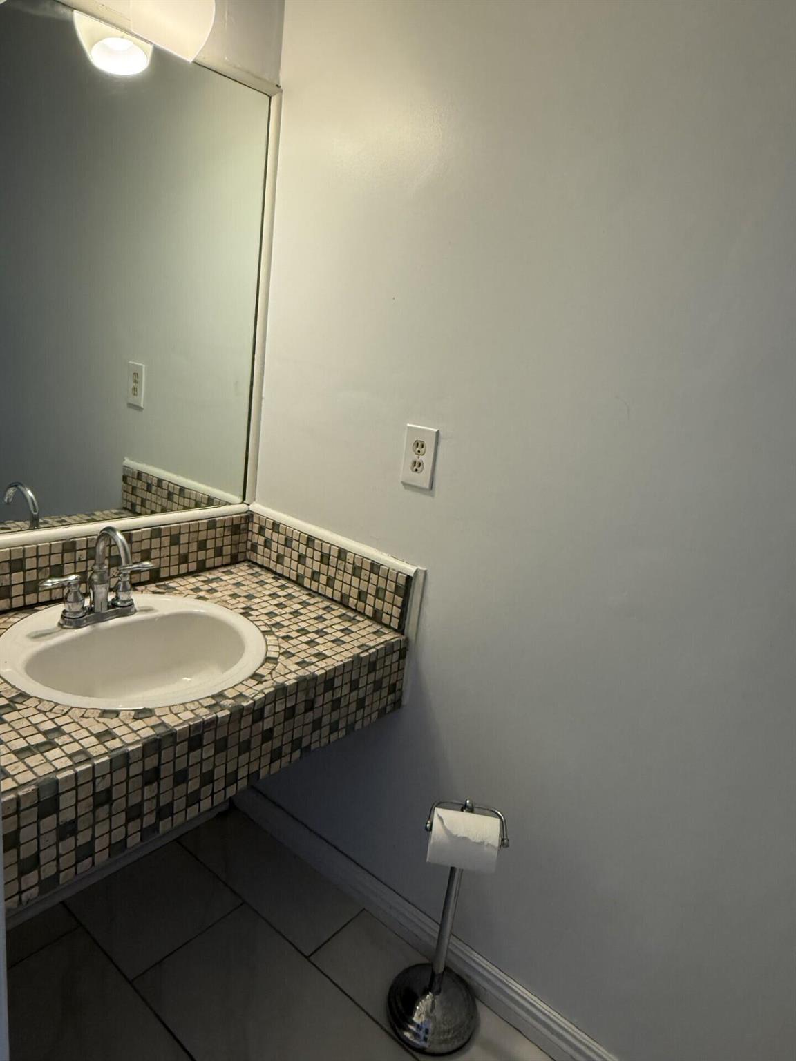 CEDAR GARDENS - Residential Lease