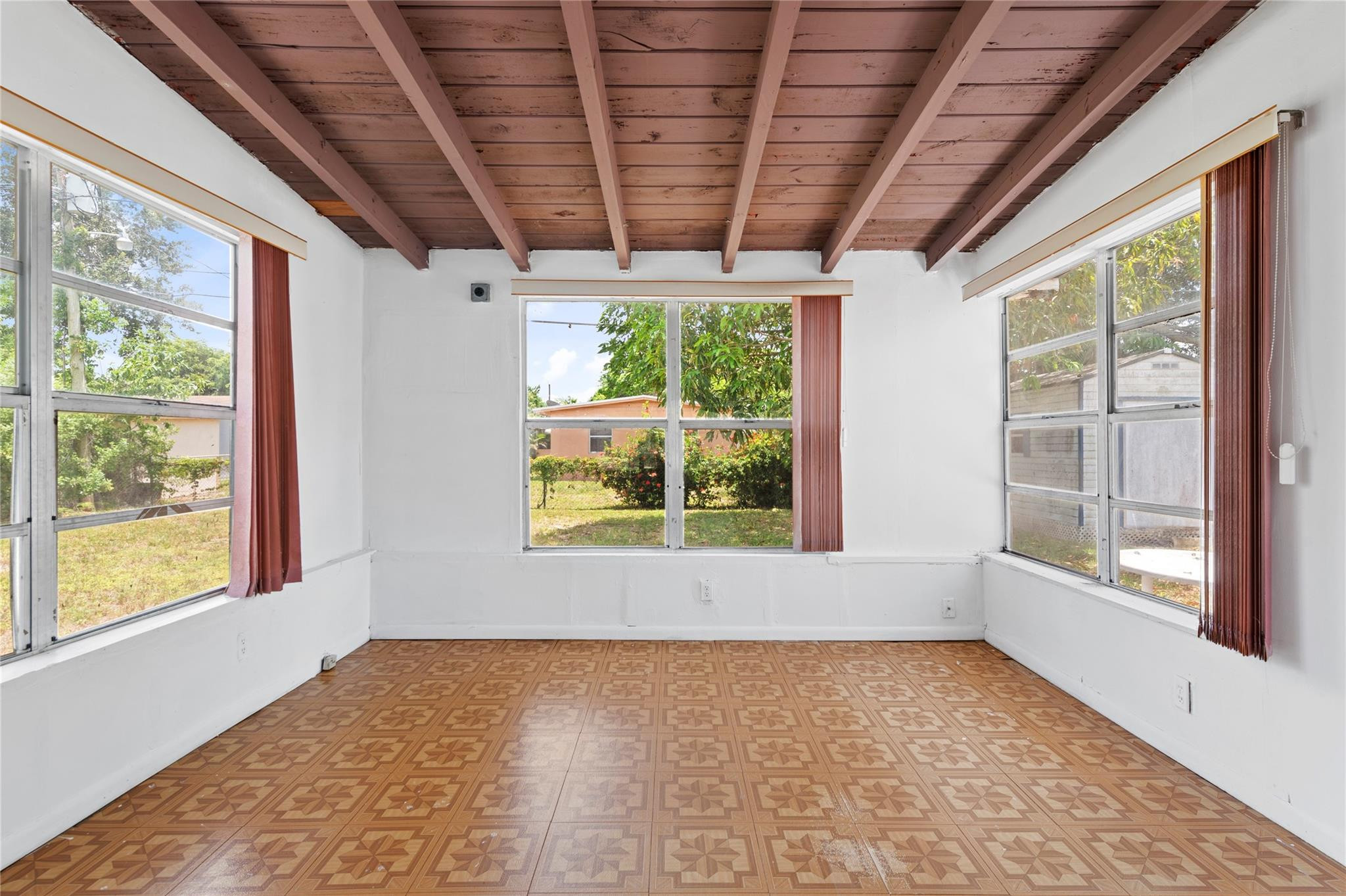 New Browardale 1st Add 47 - Residential