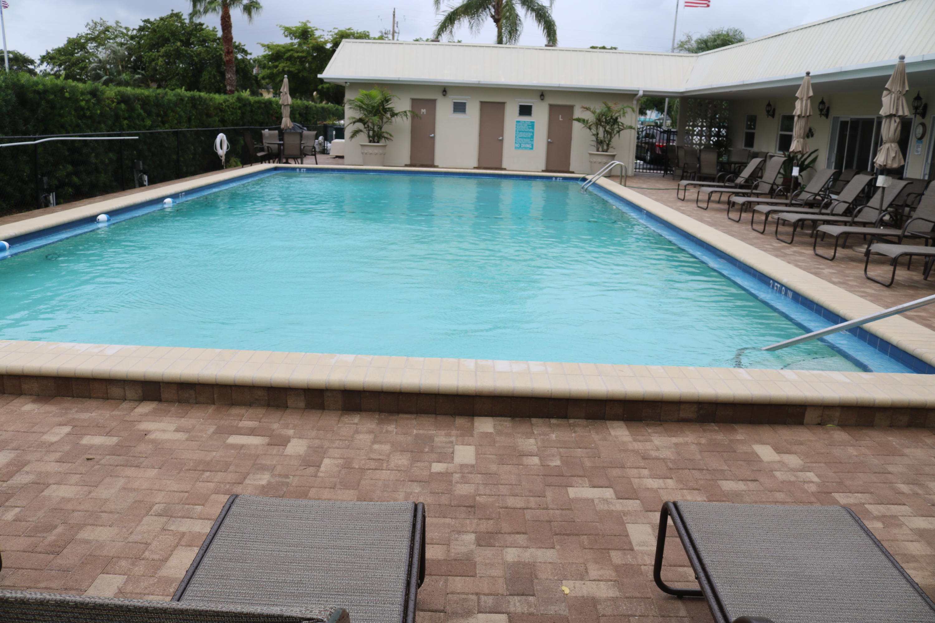 LANDS END CONDO LOTS 12 AND 13 (LESS IRREG PAR - Residential