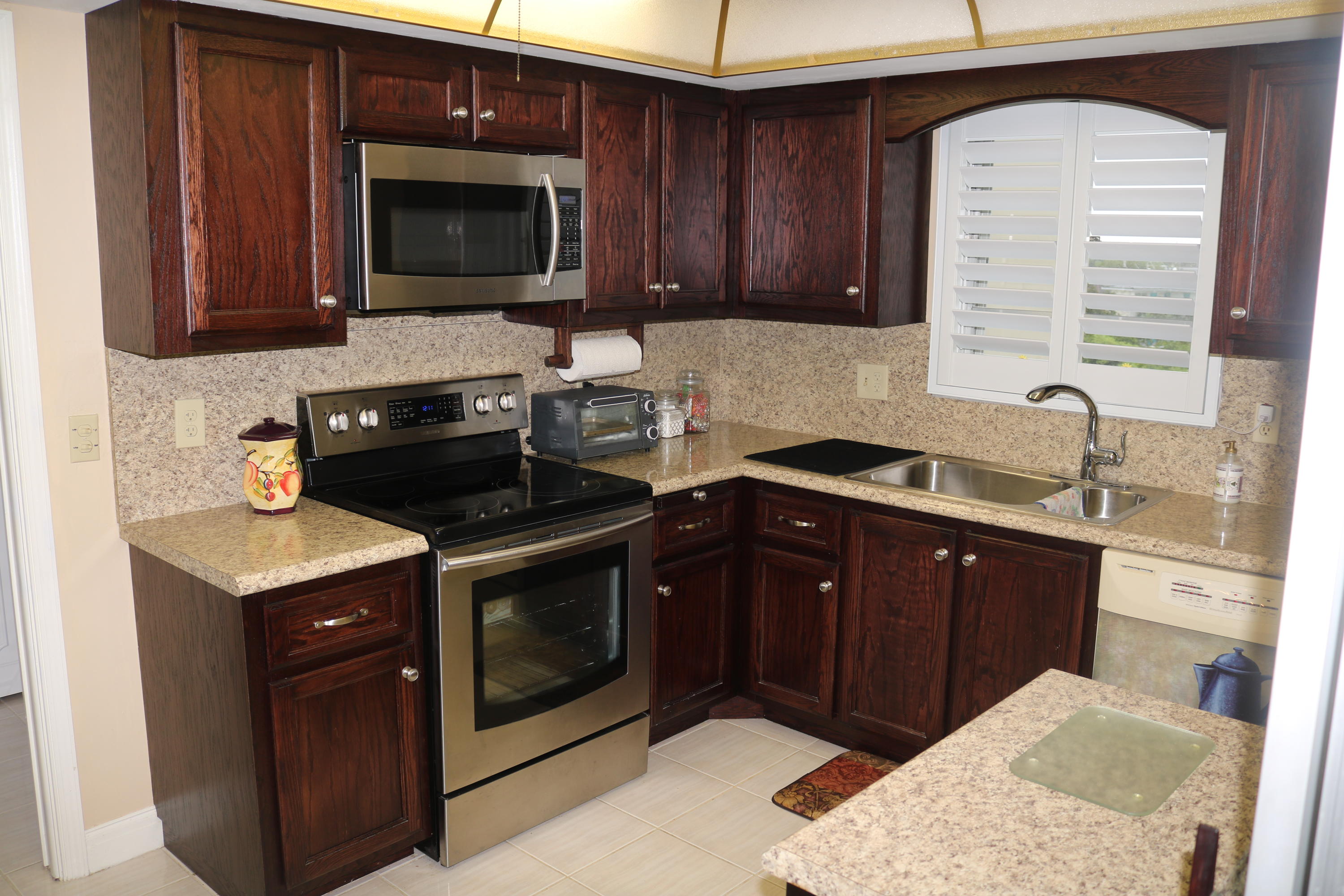 LANDS END CONDO LOTS 12 AND 13 (LESS IRREG PAR - Residential