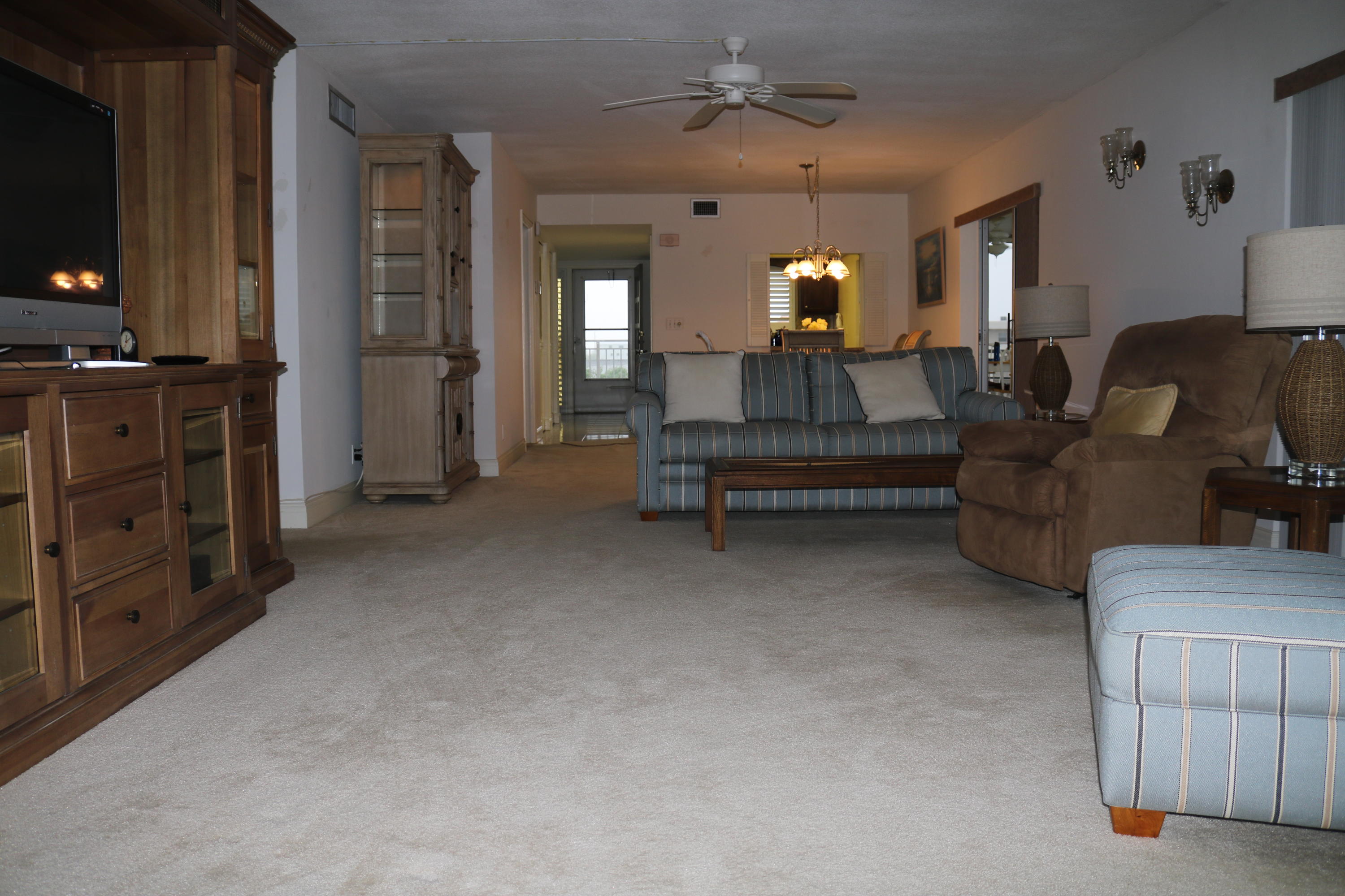 LANDS END CONDO LOTS 12 AND 13 (LESS IRREG PAR - Residential