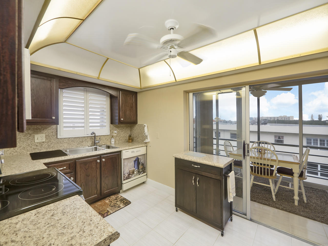 LANDS END CONDO LOTS 12 AND 13 (LESS IRREG PAR - Residential