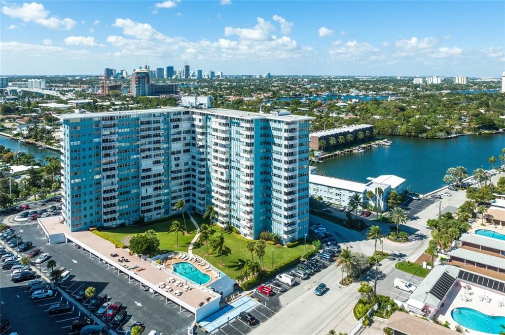 Breakwater Towers - Residential