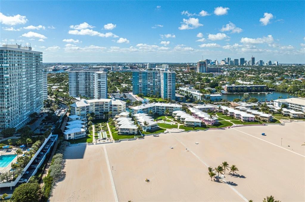 Breakwater Towers - Residential