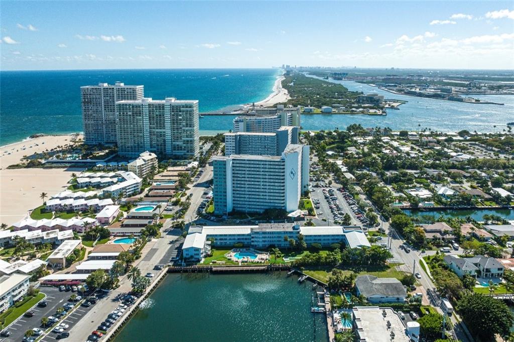 Breakwater Towers - Residential