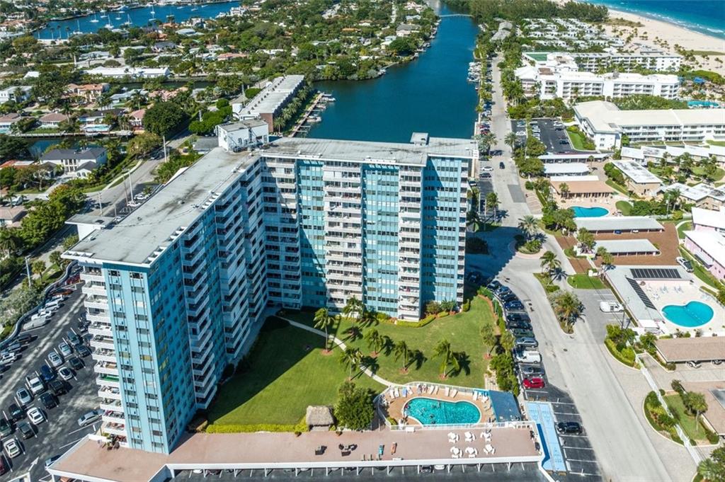 Breakwater Towers - Residential