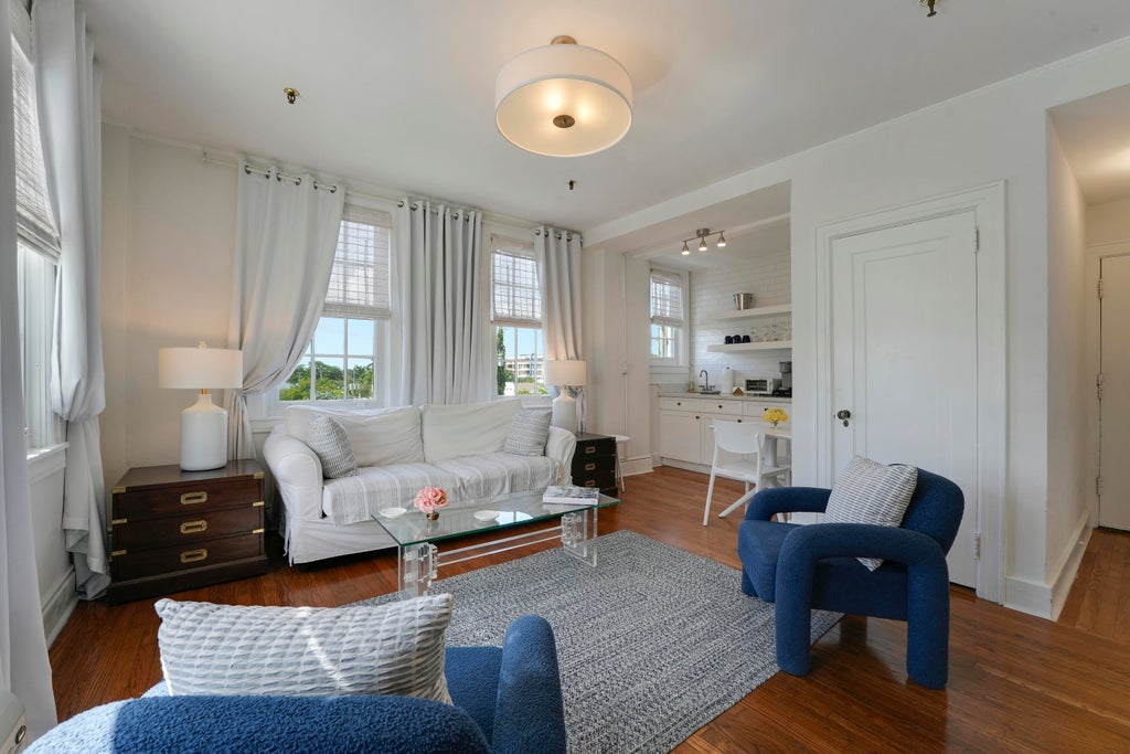 Photo of 235 Sunrise Avenue #3201, Palm Beach, FL 33480 (MLS # B26090522)