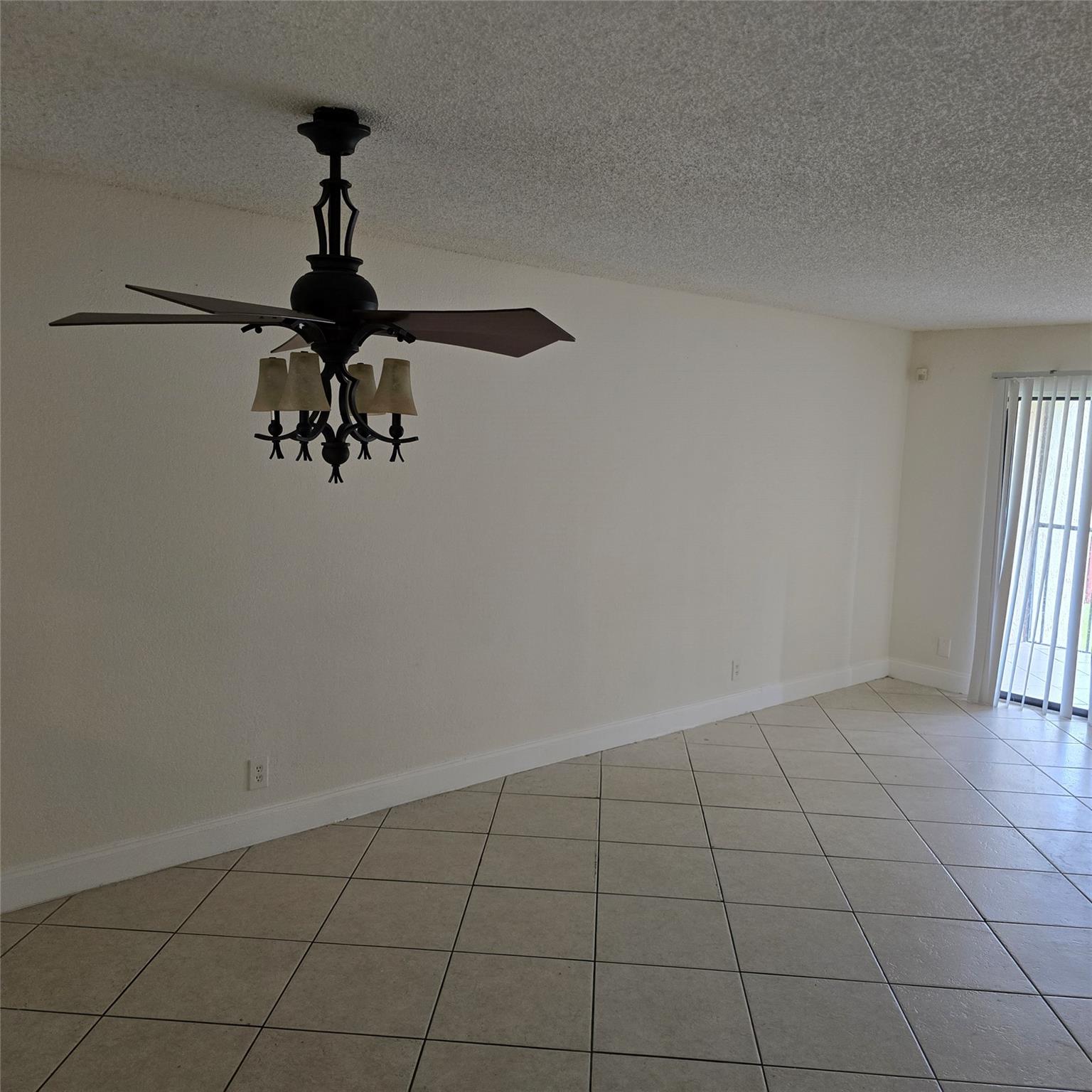 Royale Gardens Condo - Residential Lease