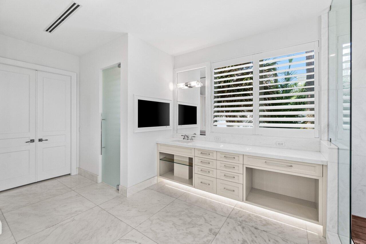 POINT MANALAPAN 9 - Residential