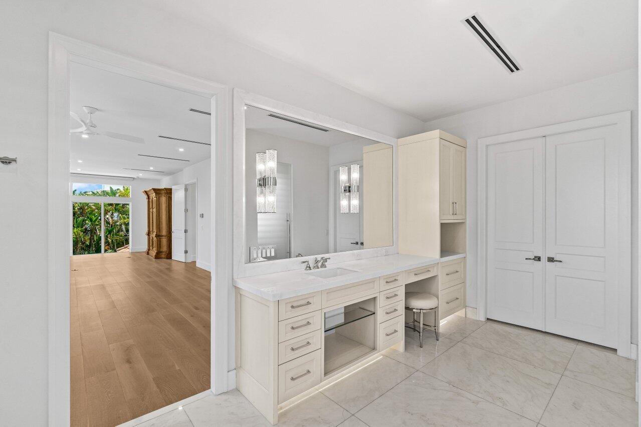 POINT MANALAPAN 9 - Residential