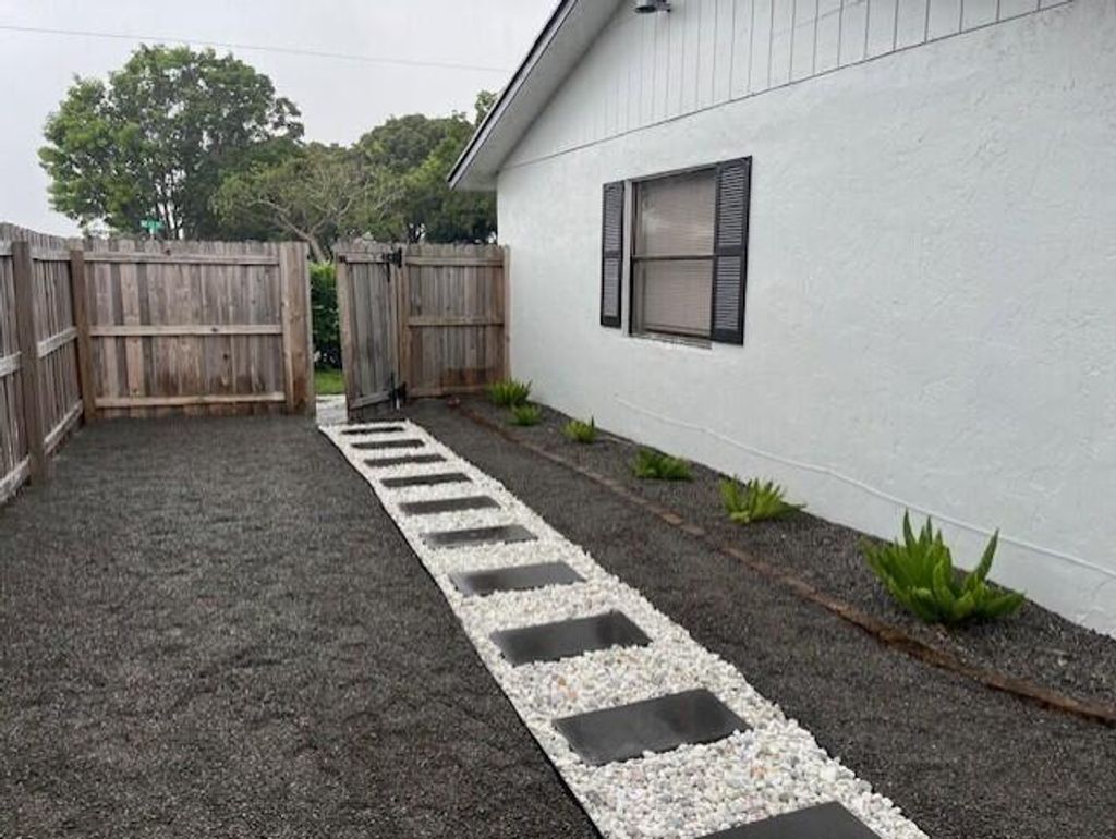 Photo of 267 NE 12th Street, Delray Beach, FL 33444 (MLS # R11036113)
