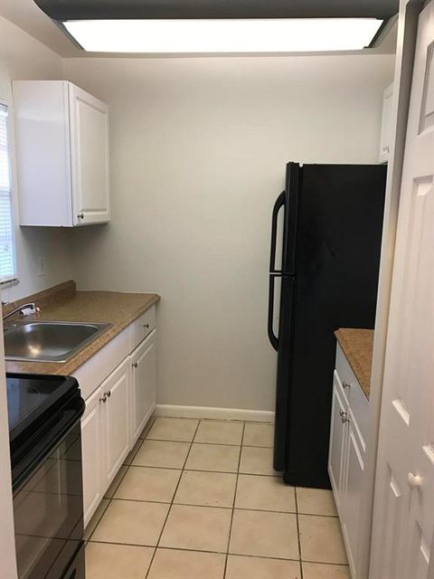 Featured picture for the property R10823569