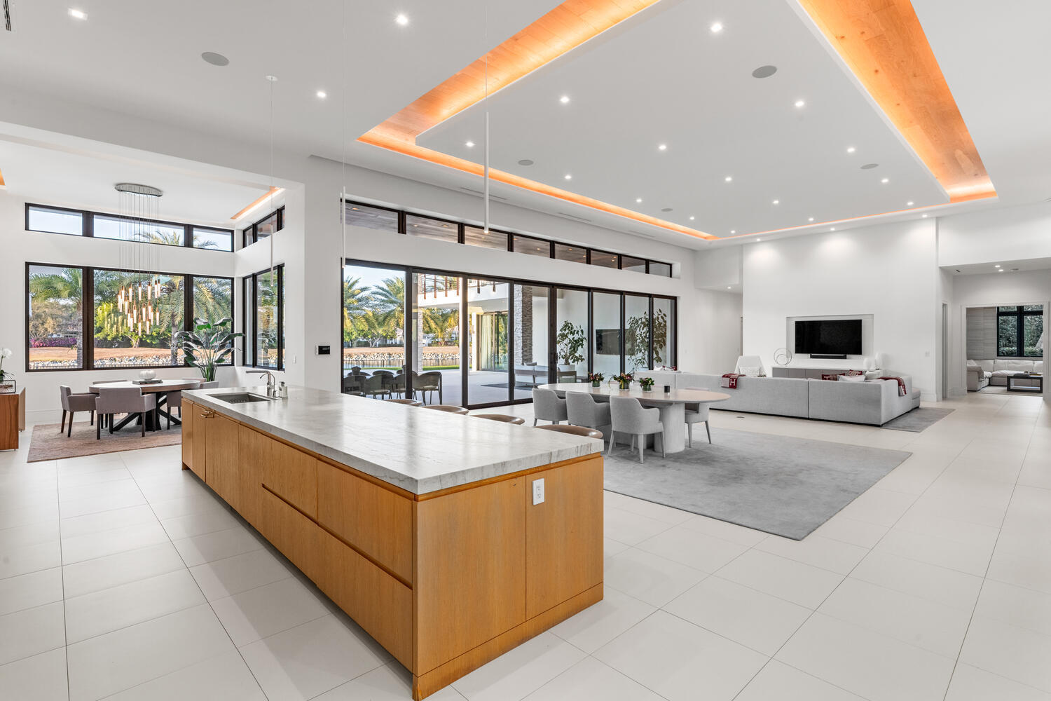 CYPRESS ISLAND OF PALM BEACH POLO & COUNTRY CLUB - Residential