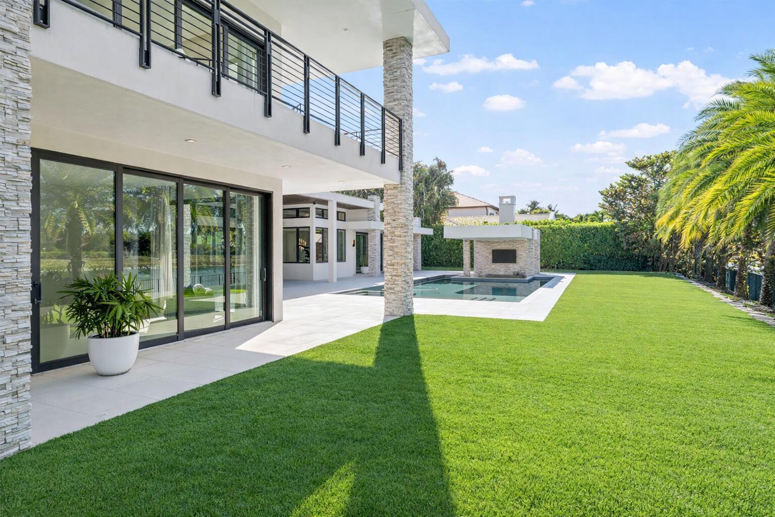 CYPRESS ISLAND OF PALM BEACH POLO & COUNTRY CLUB - Residential