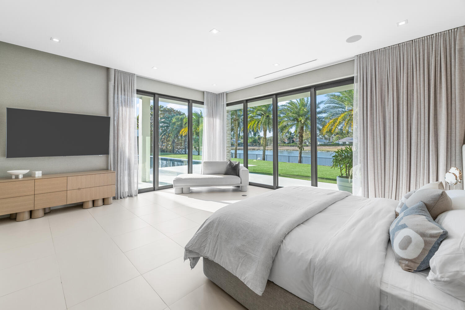 CYPRESS ISLAND OF PALM BEACH POLO & COUNTRY CLUB - Residential