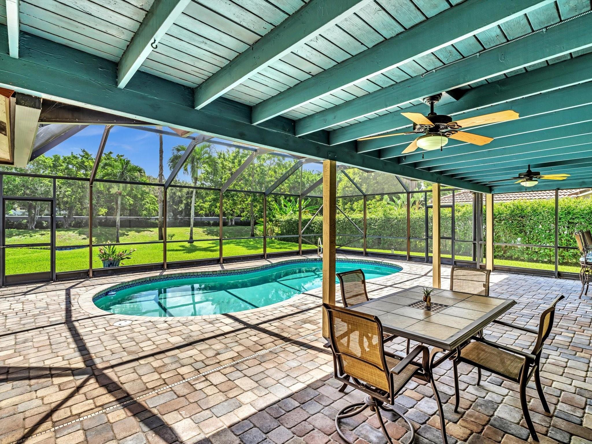 611 NW 99th Ter