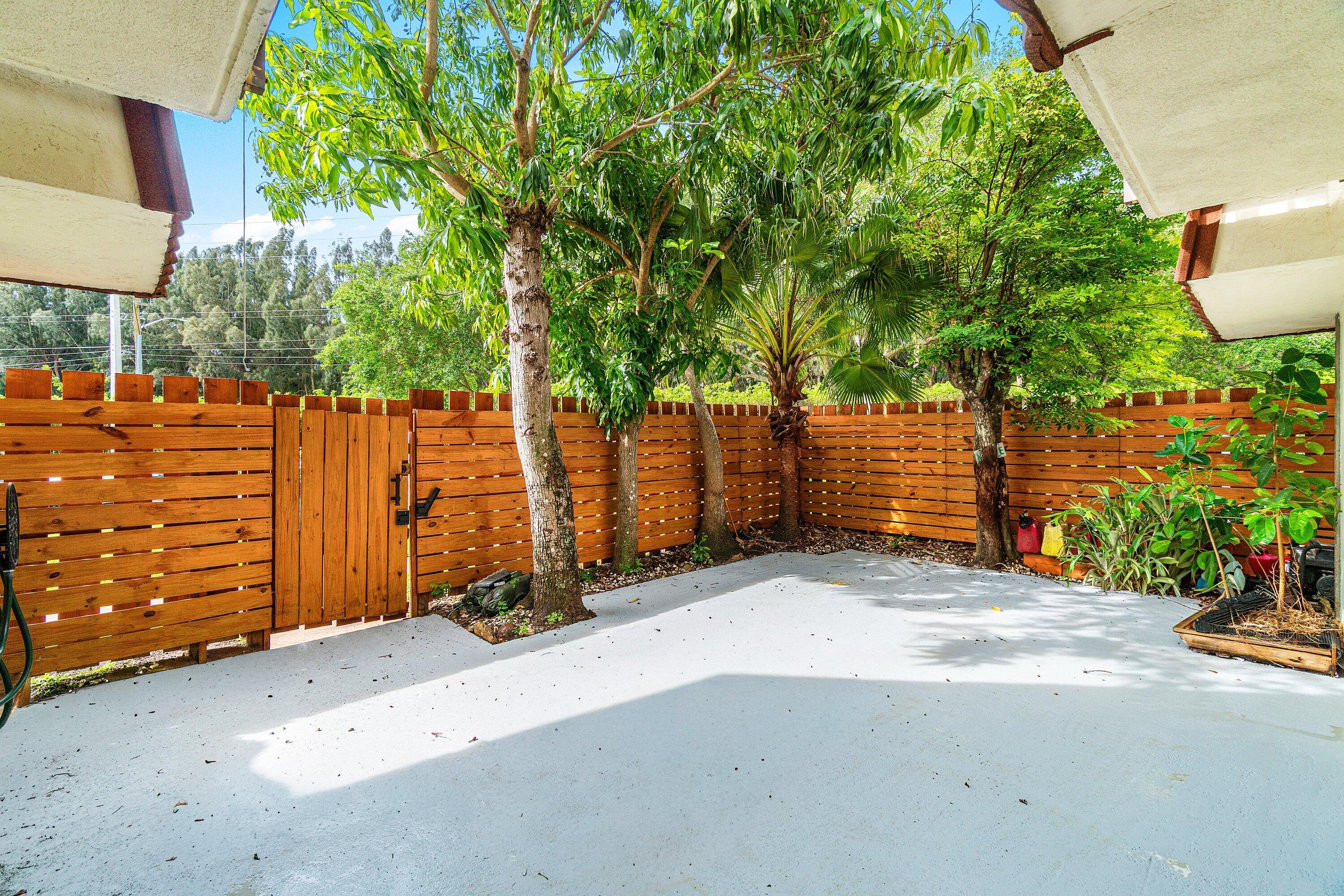 3400 Spanish Wells 52-a