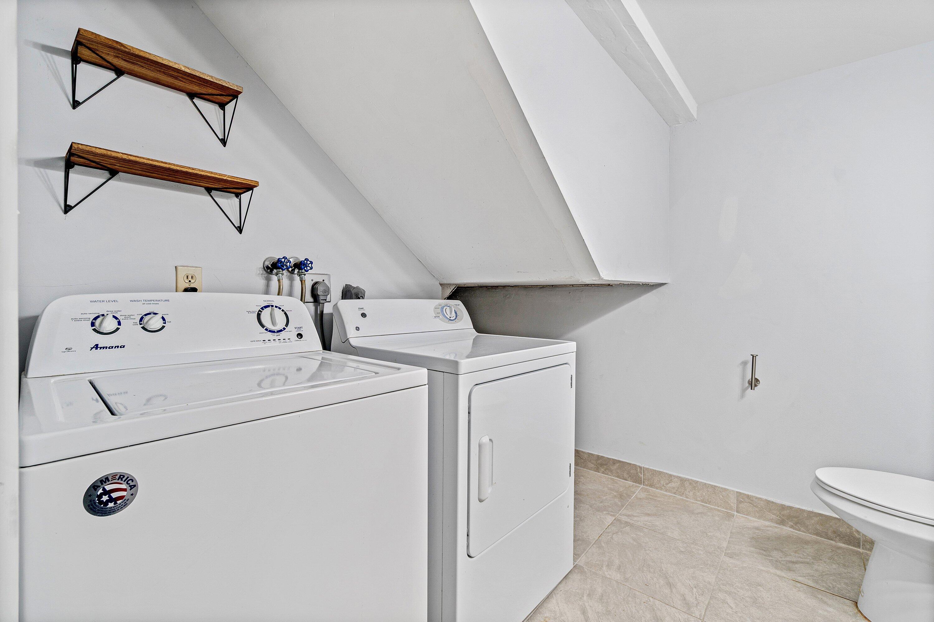 SPANISH WELLS CONDO II - Residential