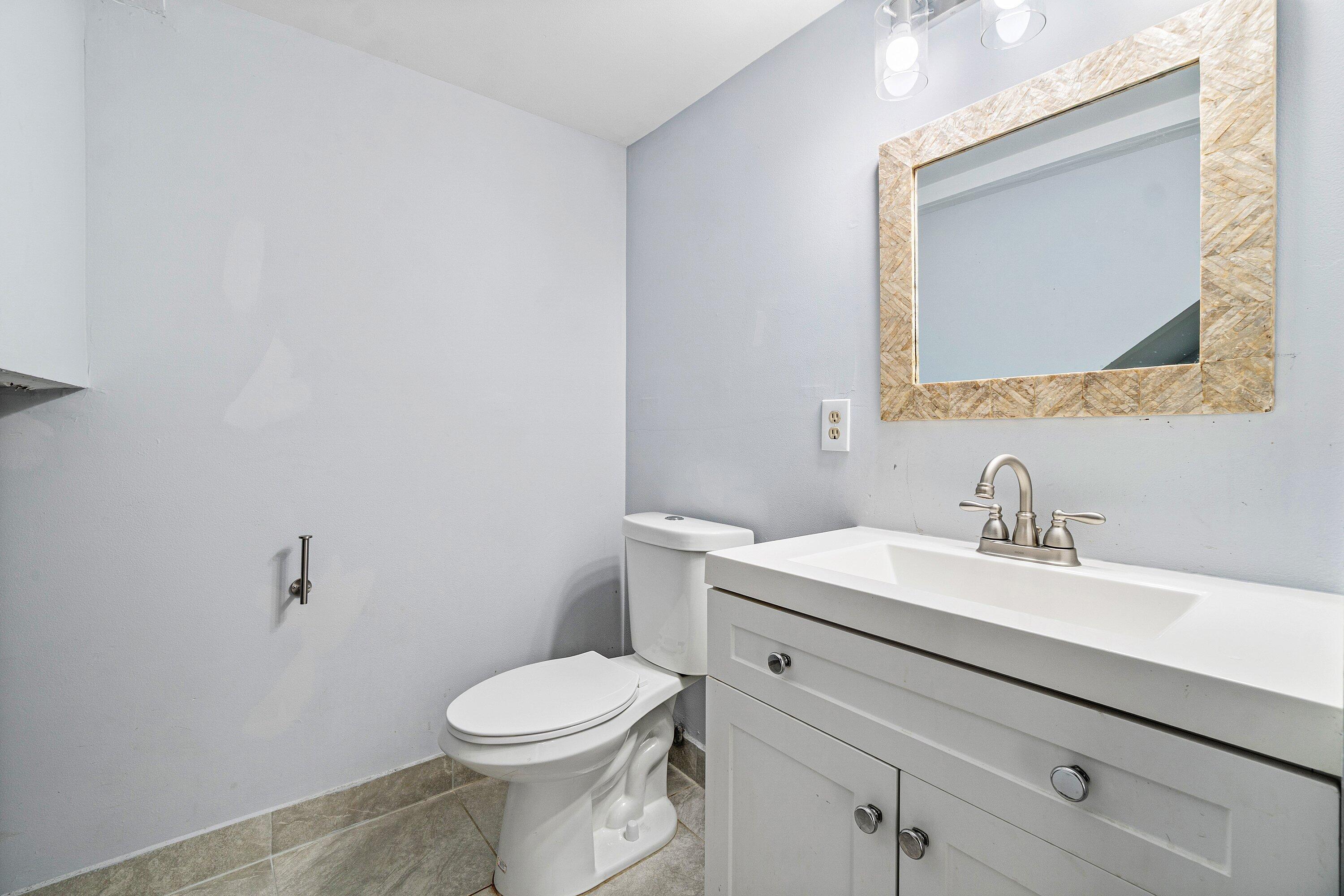 SPANISH WELLS CONDO II - Residential