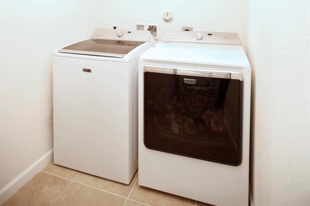 VERONA ESTATES - Residential