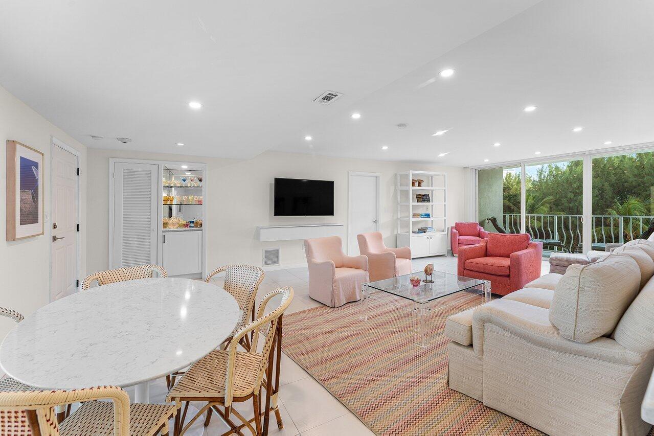 AMBASSADOR SOUTH DEV CORP - Residential Lease