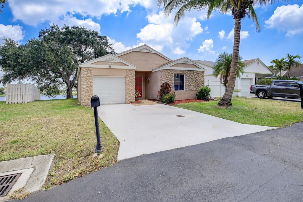 Photo of 36 Buxton Lane, Boynton Beach, FL 33426 (MLS # R10991555)