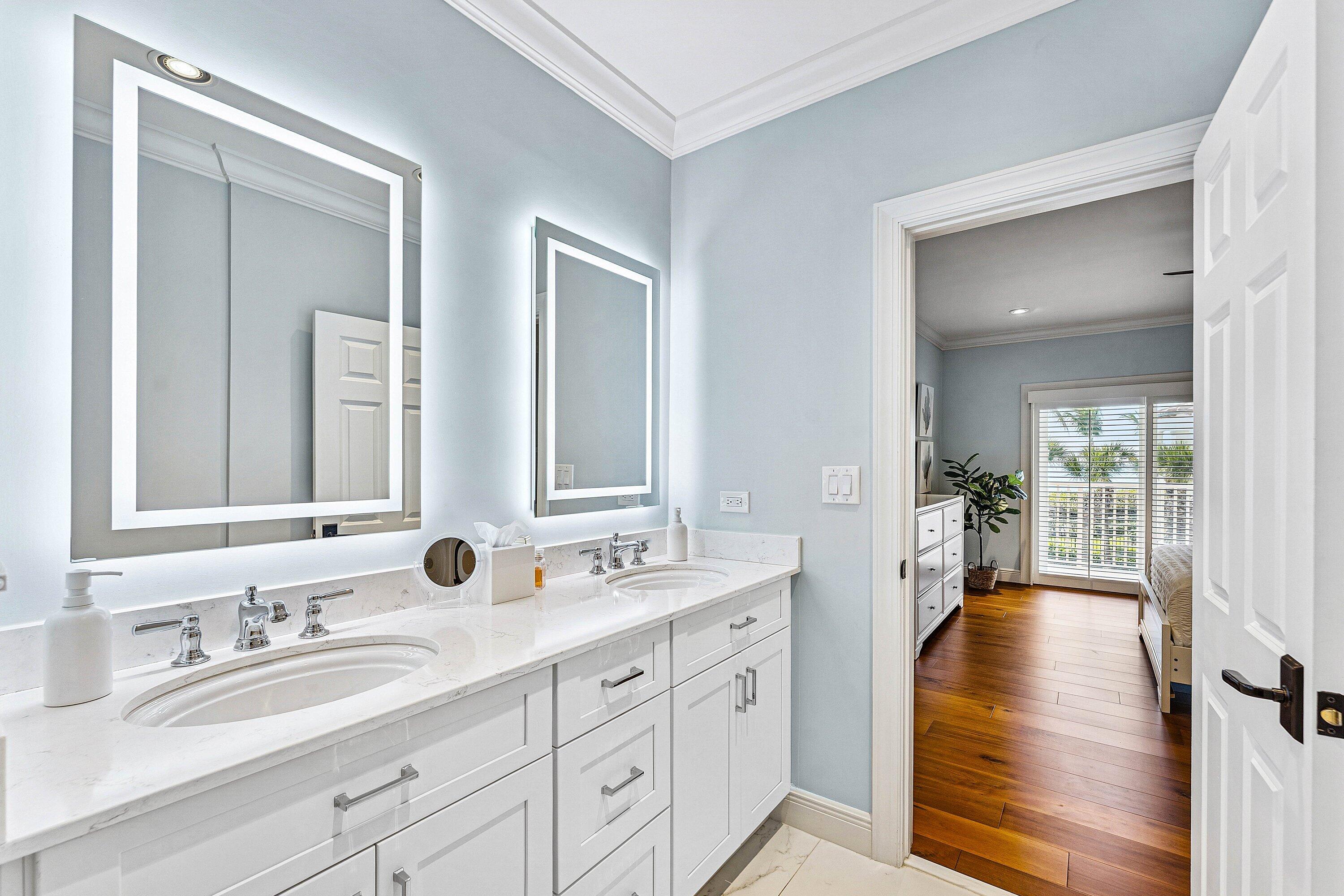 VILLAS OF OCEAN RIDGE - Residential