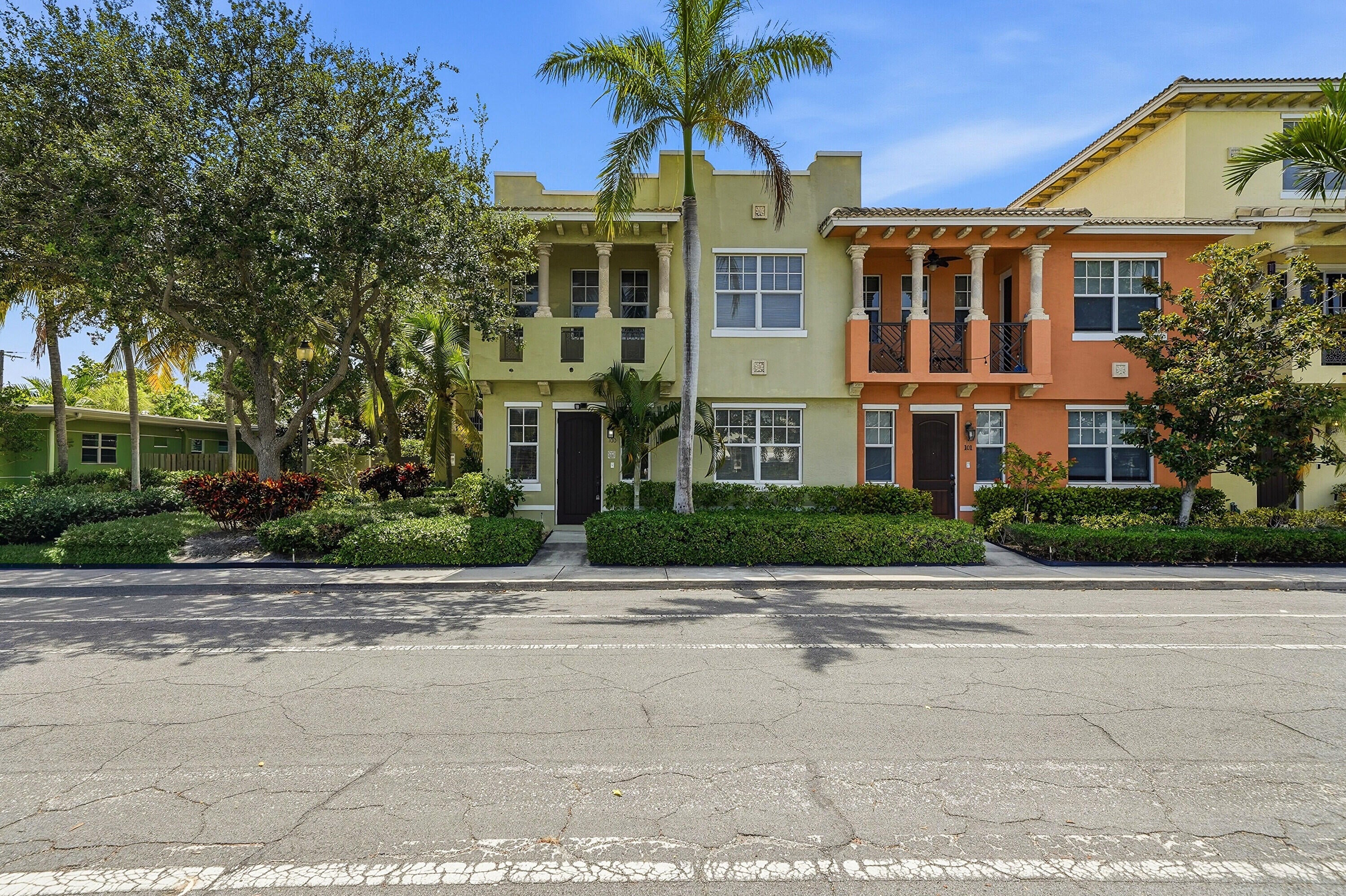 219 N L Street