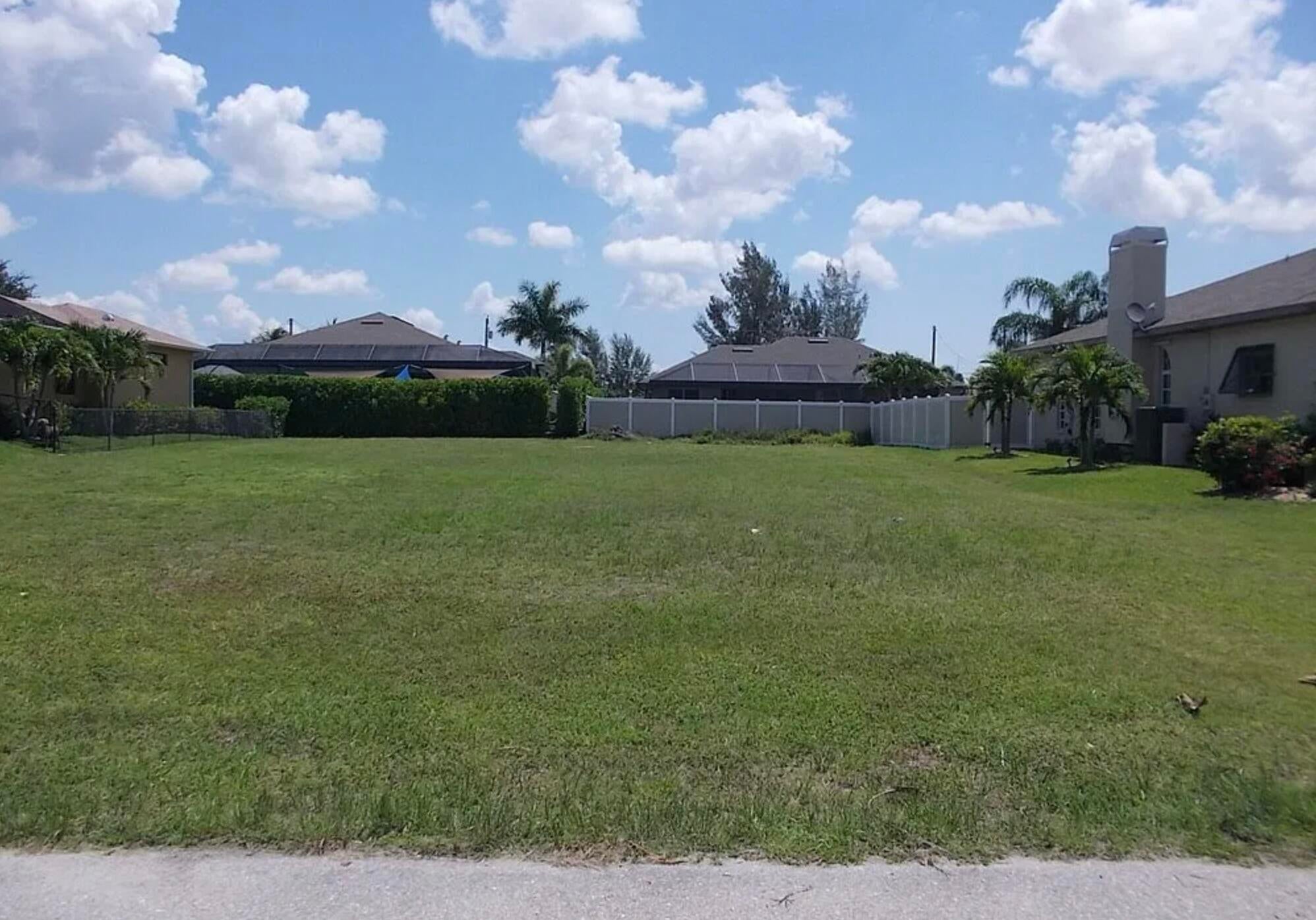 3015 SW 26TH Court