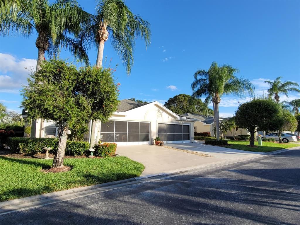 Photo of 4237 SE Home Way, Port Saint Lucie, FL 34952 (MLS # R10847491)