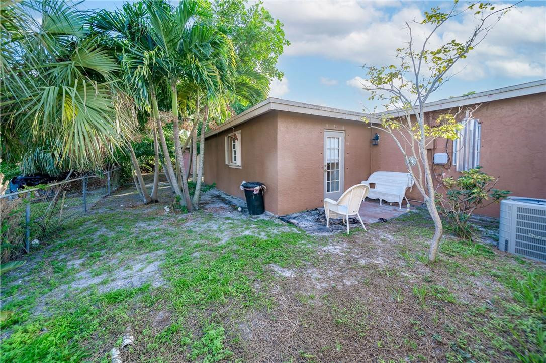 Carver Heights 25-41 B - Residential