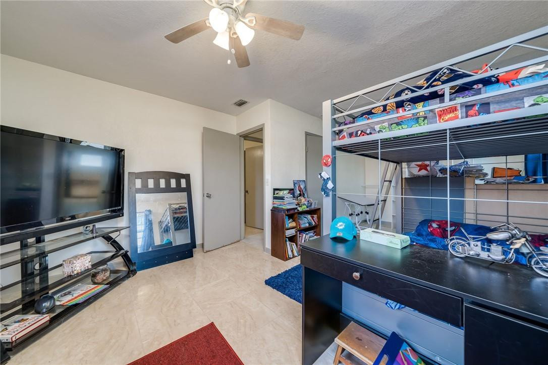 Carver Heights 25-41 B - Residential