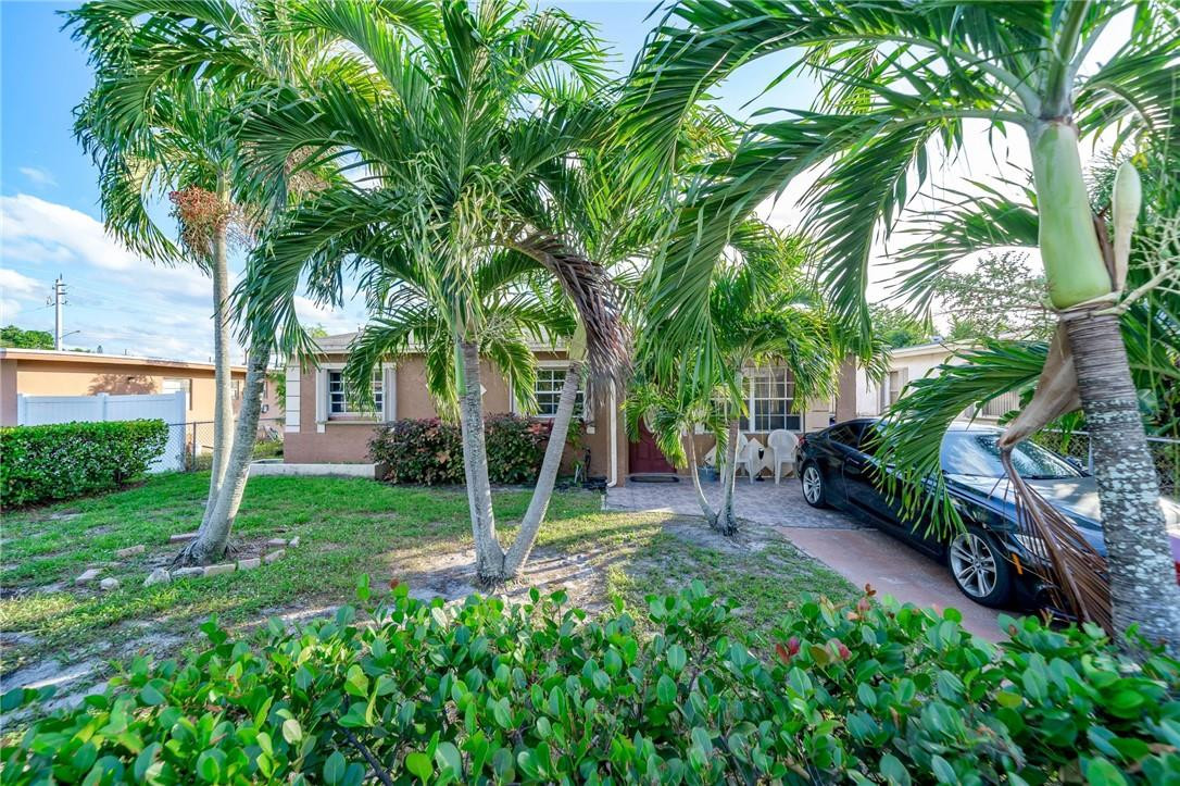 Carver Heights 25-41 B - Residential