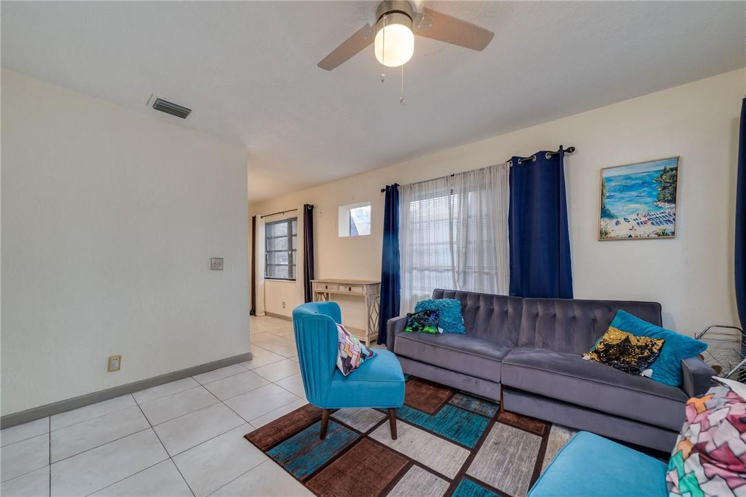 Carver Heights 25-41 B - Residential