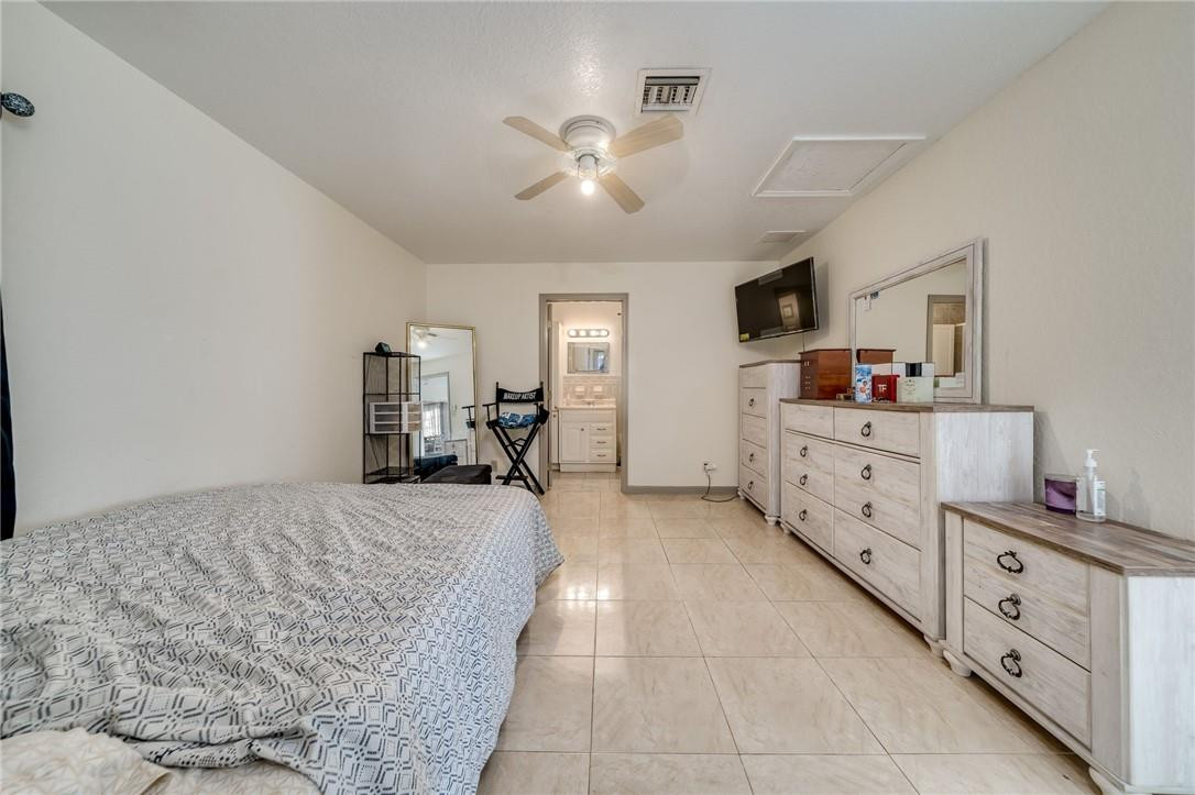 Carver Heights 25-41 B - Residential