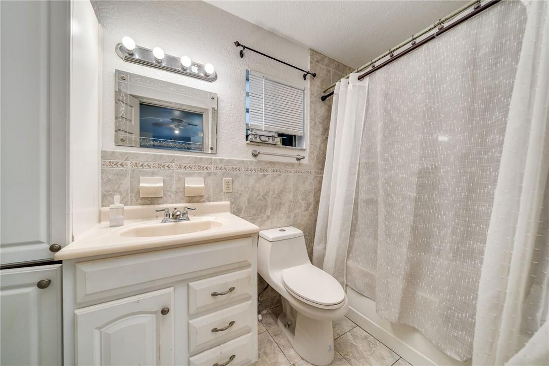 Carver Heights 25-41 B - Residential