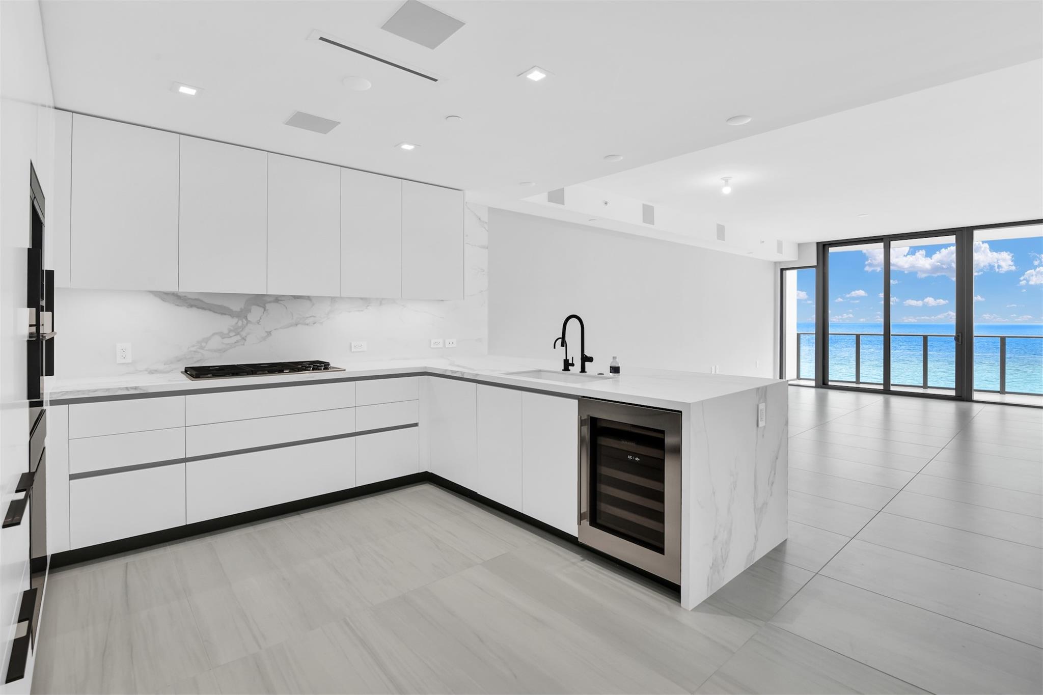 Solemar Beach Condos - Residential