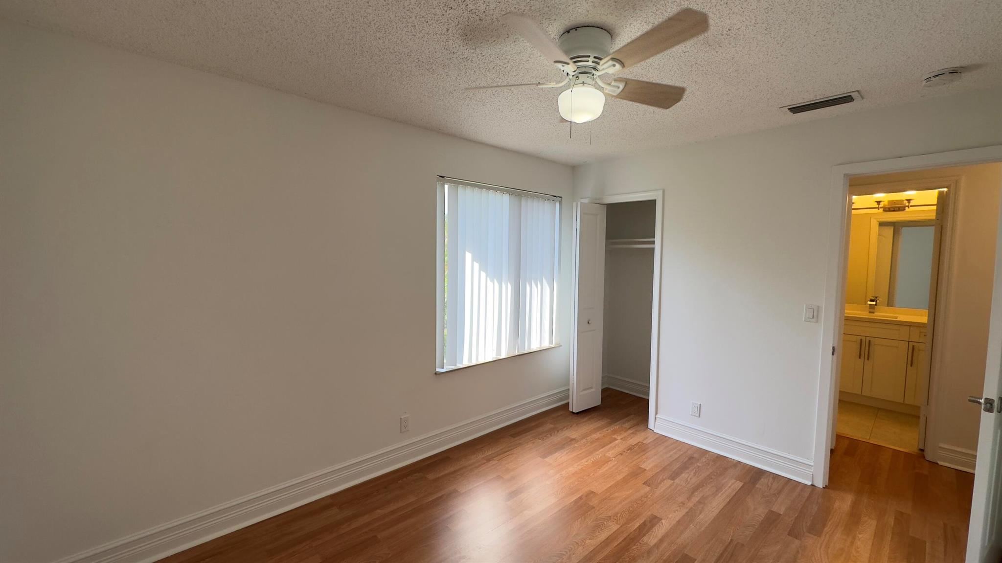 FOREST CONDO - Residential Lease