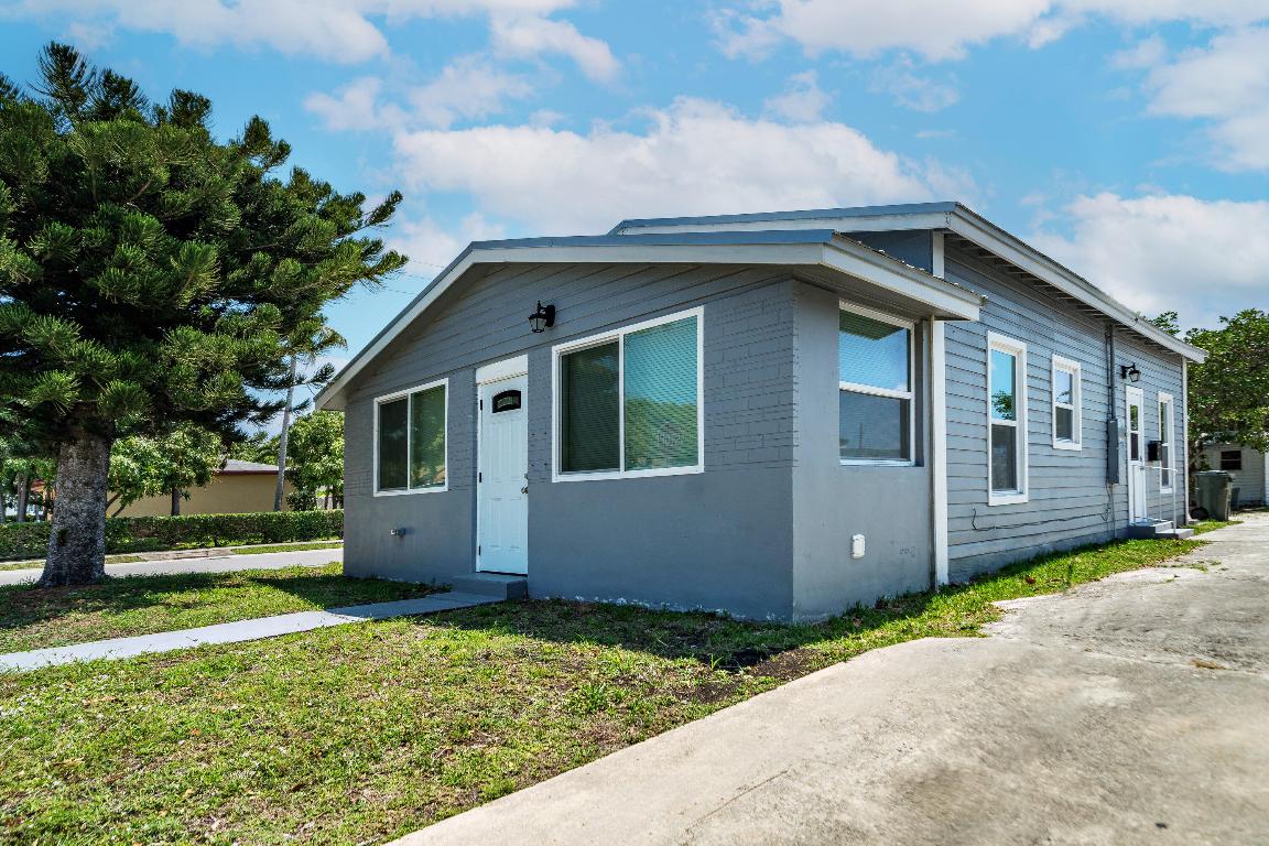 MONROE - Residential Lease