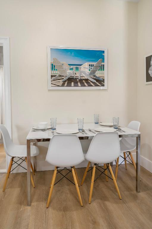 MONROE - Residential Lease