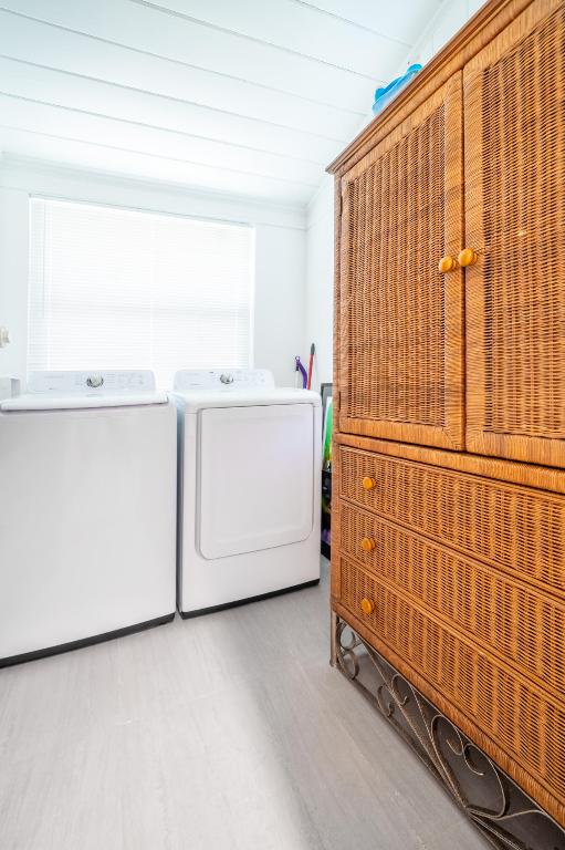 MONROE - Residential Lease