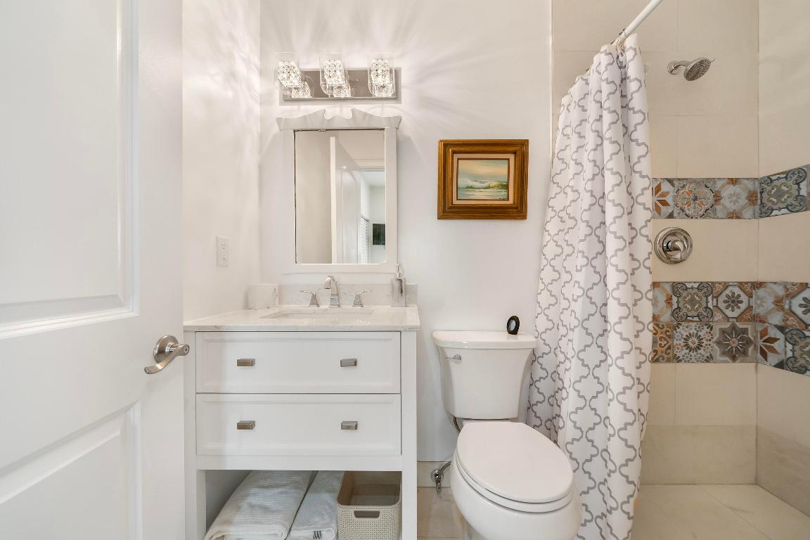 MONROE - Residential Lease