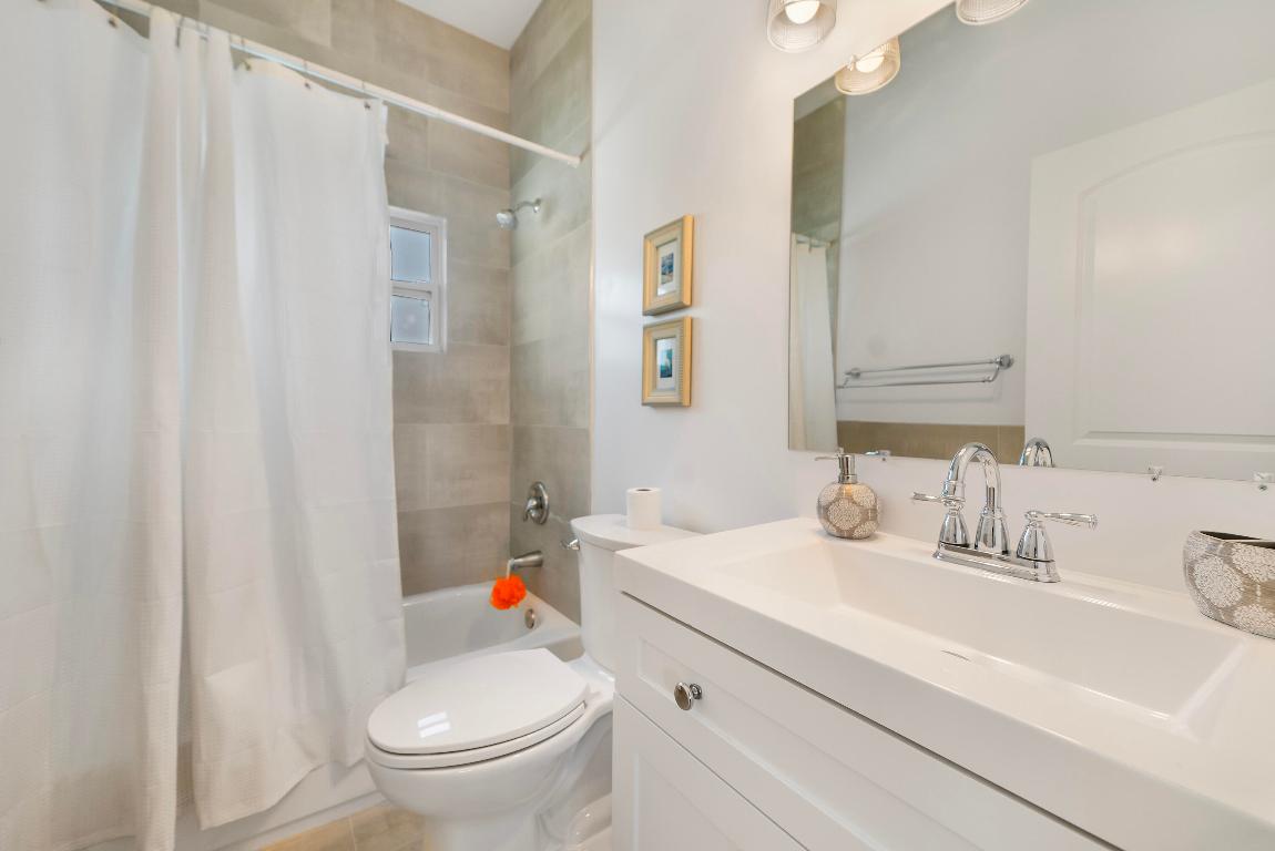 MONROE - Residential Lease