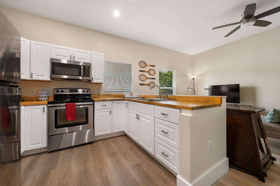 MONROE - Residential Lease