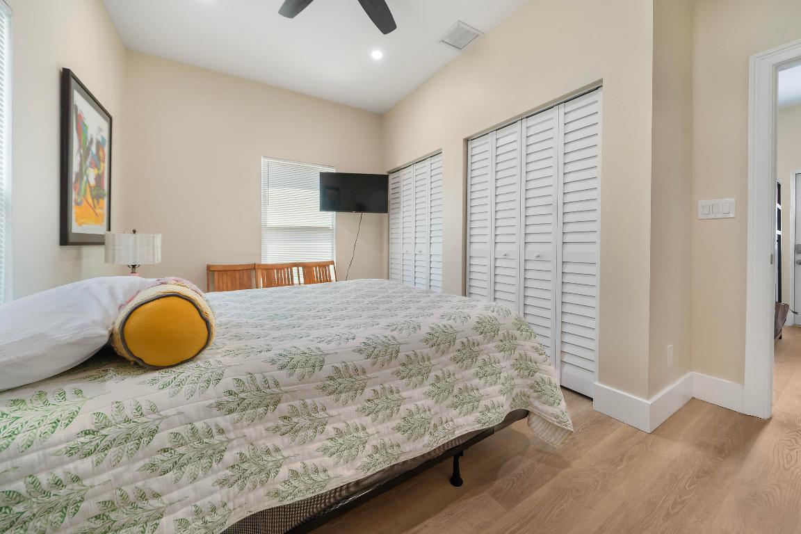 MONROE - Residential Lease