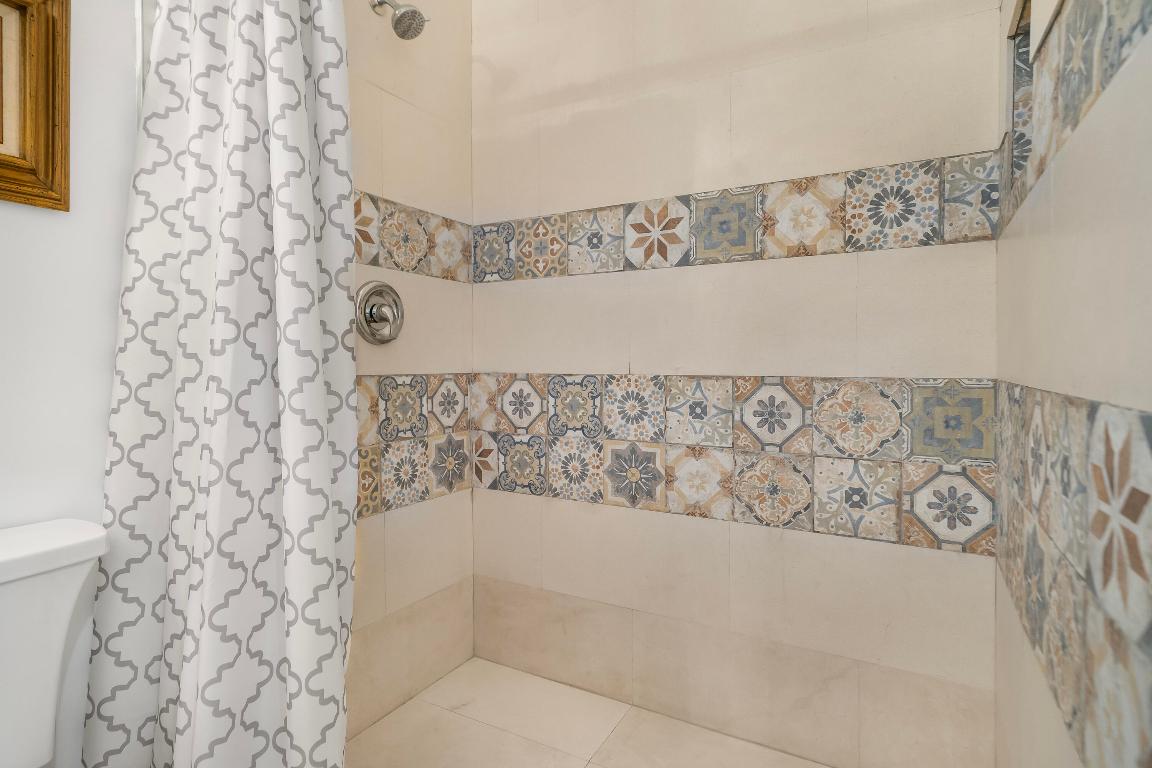 MONROE - Residential Lease