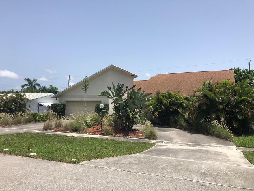 4 bedroom 3 bath pool home in East Boca Raton. Minutes to the beach, I-95, Mizner Park and popular downtown Atlantic Ave. Big open kitchen with propane gas stove for cooking,dual sinks, perfect for the chef in your house. Pool, fenced yard, circular driveway with 2 car garage. Vaulted ceilings in living area. A-rated school area. Rent includes lawn and pool maintenance. Rapid approval. No HOA. First, last month and deposit to move in.